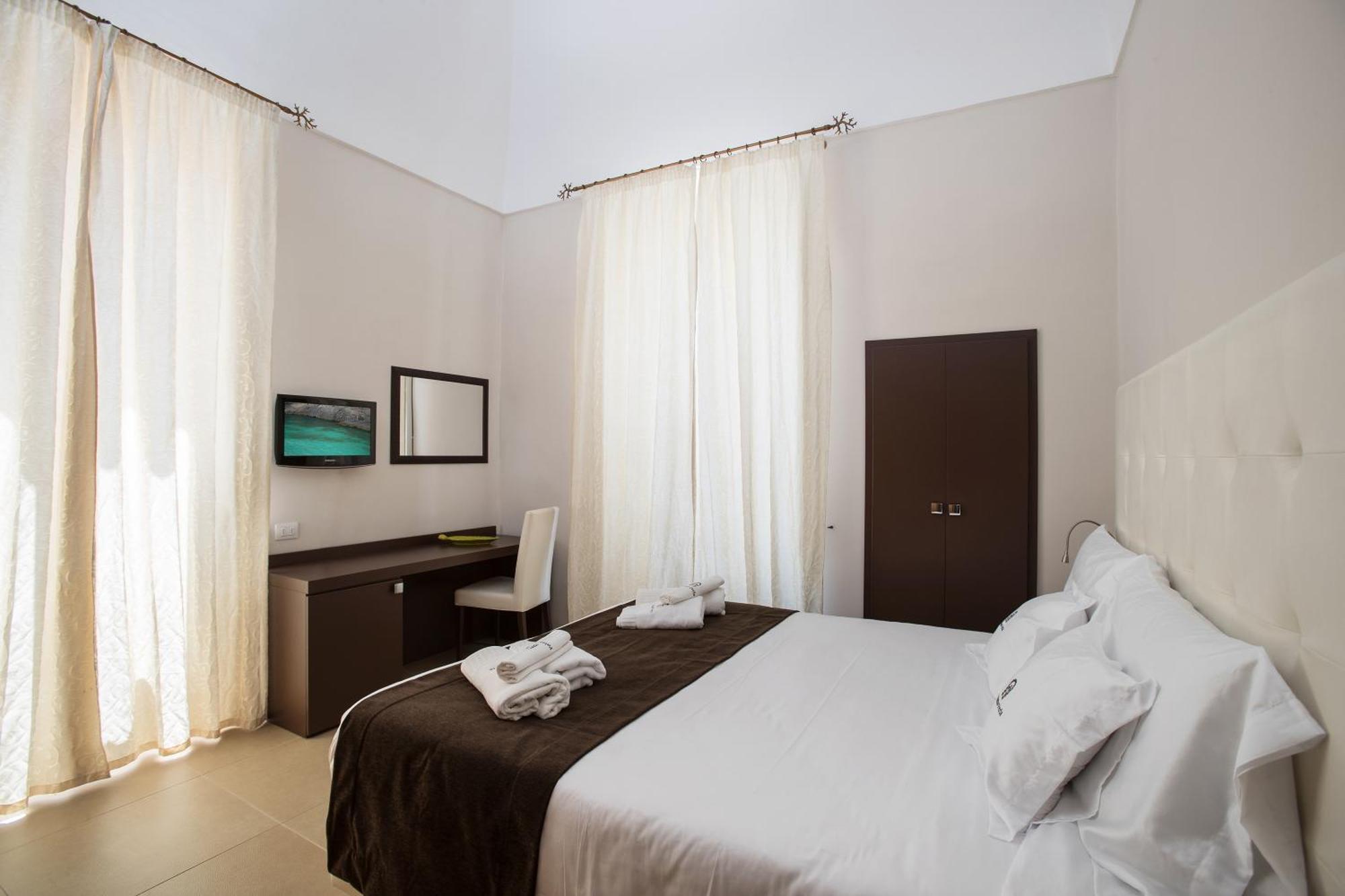 Palazzo Perla Bed and Breakfast Gallipolli Rum bild